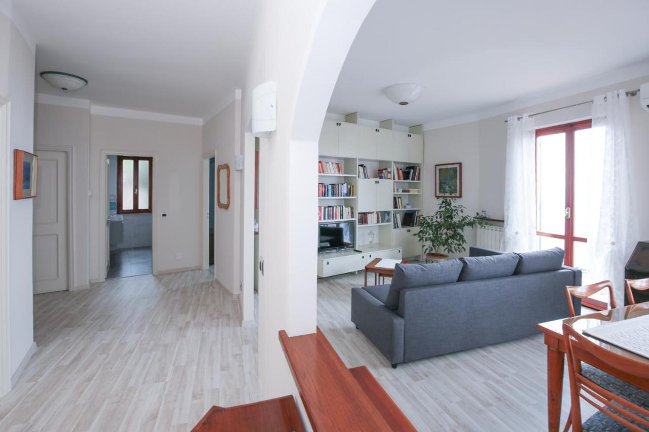 Villa Gio - Terrazza Nel Blu แบร์เจจจี ภายนอก รูปภาพ